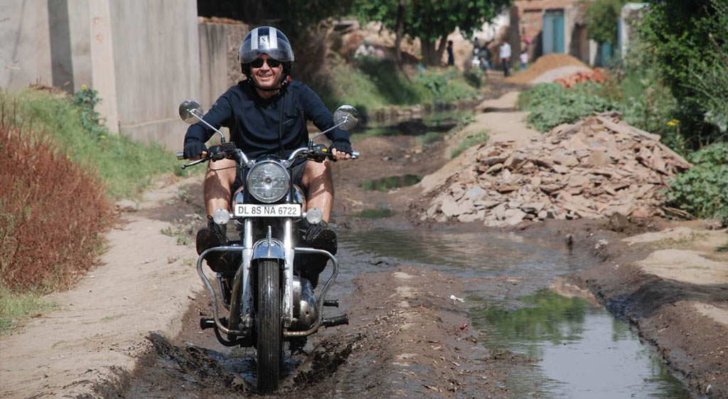 India en moto, Rajasthan con una Royal Enfield