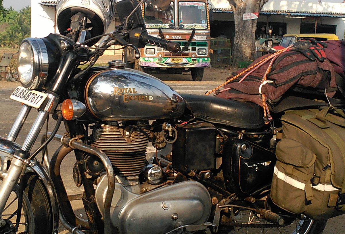 Viaje en motocicleta de palanca de arranque