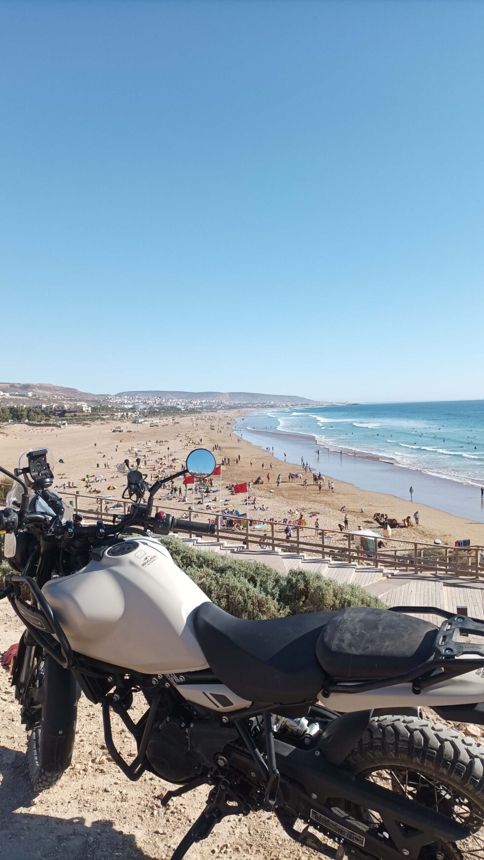 DANI GUARINOS ROYAL ENFIELD HIMALAYAN 450