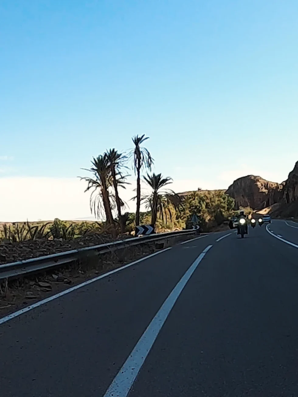 Ruta en moto por Marruecos: Draa y Chegaga en grupo para todos los niveles