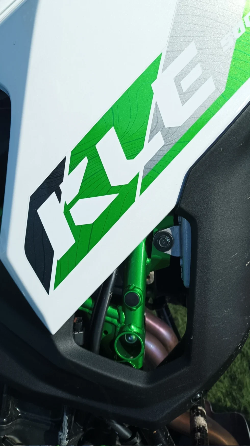 Prueba Kawasaki KLE 500: Para viajes y aventuras, no circo.