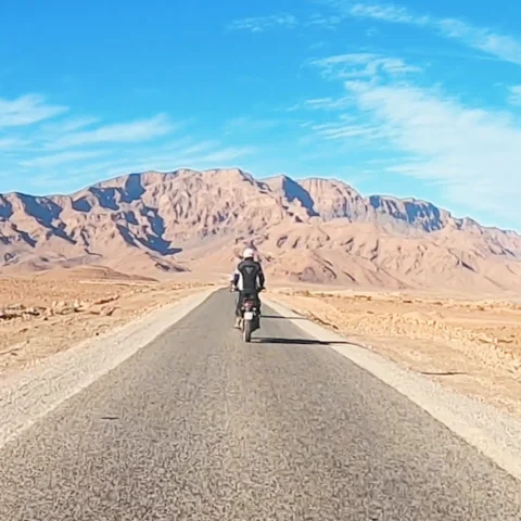 Ruta en moto por Marruecos: Draa y Chegaga en grupo para todos los niveles