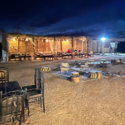 Ruta en moto por Marruecos: Draa y Chegaga en grupo para todos los niveles